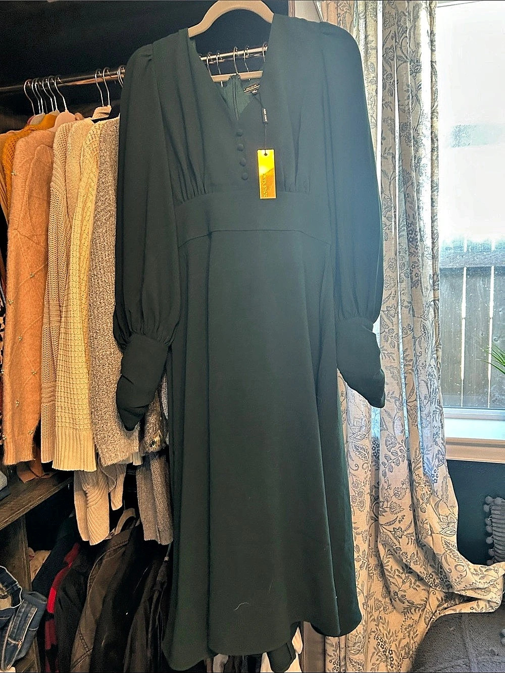Alexa Admor Long Sleeve V-Neck  Dress Green Size 6